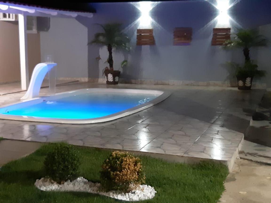 Casa Com Piscina No Centro Villa Nova Viçosa Rom bilde